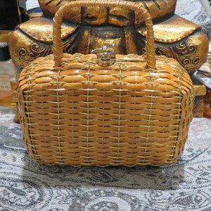Koret basket deals purse
